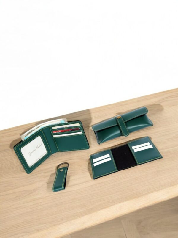 Leatherette Men Giftset - 4 in 1 - Image 2